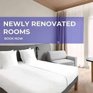 4* Hotell Moevenpick Hotel Budapest Centre