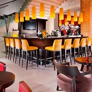 Otel Courtyard By Marriott Center, Budapeşte